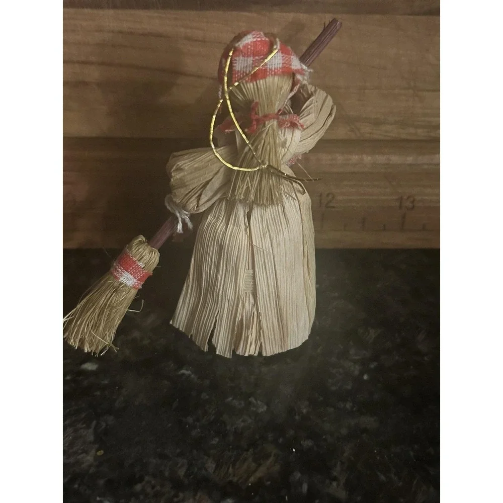 Corn Husk Ornaments Sweeping Woman Corn Husk Doll & Sweeping Mouse Lot Of 2